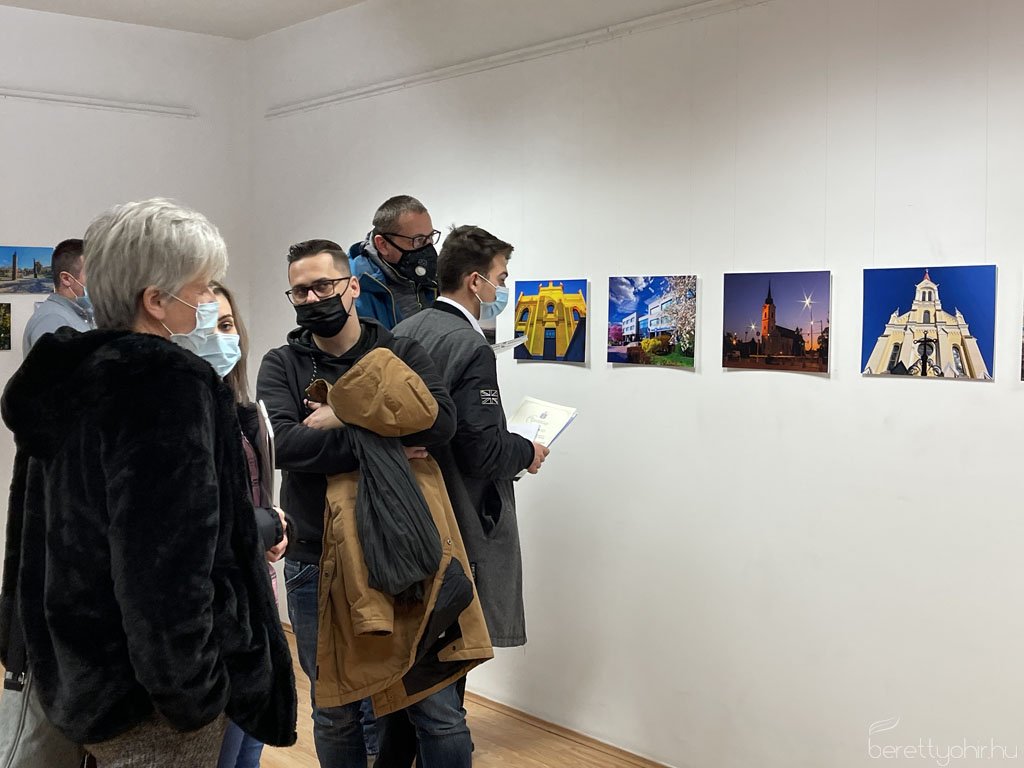 Naptárfotó pályázat - eredményhirdetés és kiállítás 31